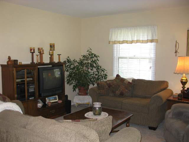 2000 North Maddox Drive Muncie, IN 47304 - Photo 2 of 6 Gallery Image 2