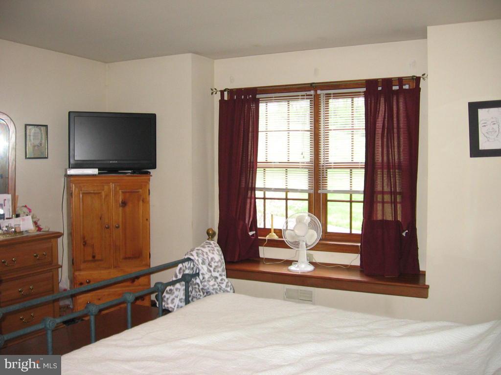 1827 Prospect Road Washington Boro, PA 17582 - Photo 13 of 19