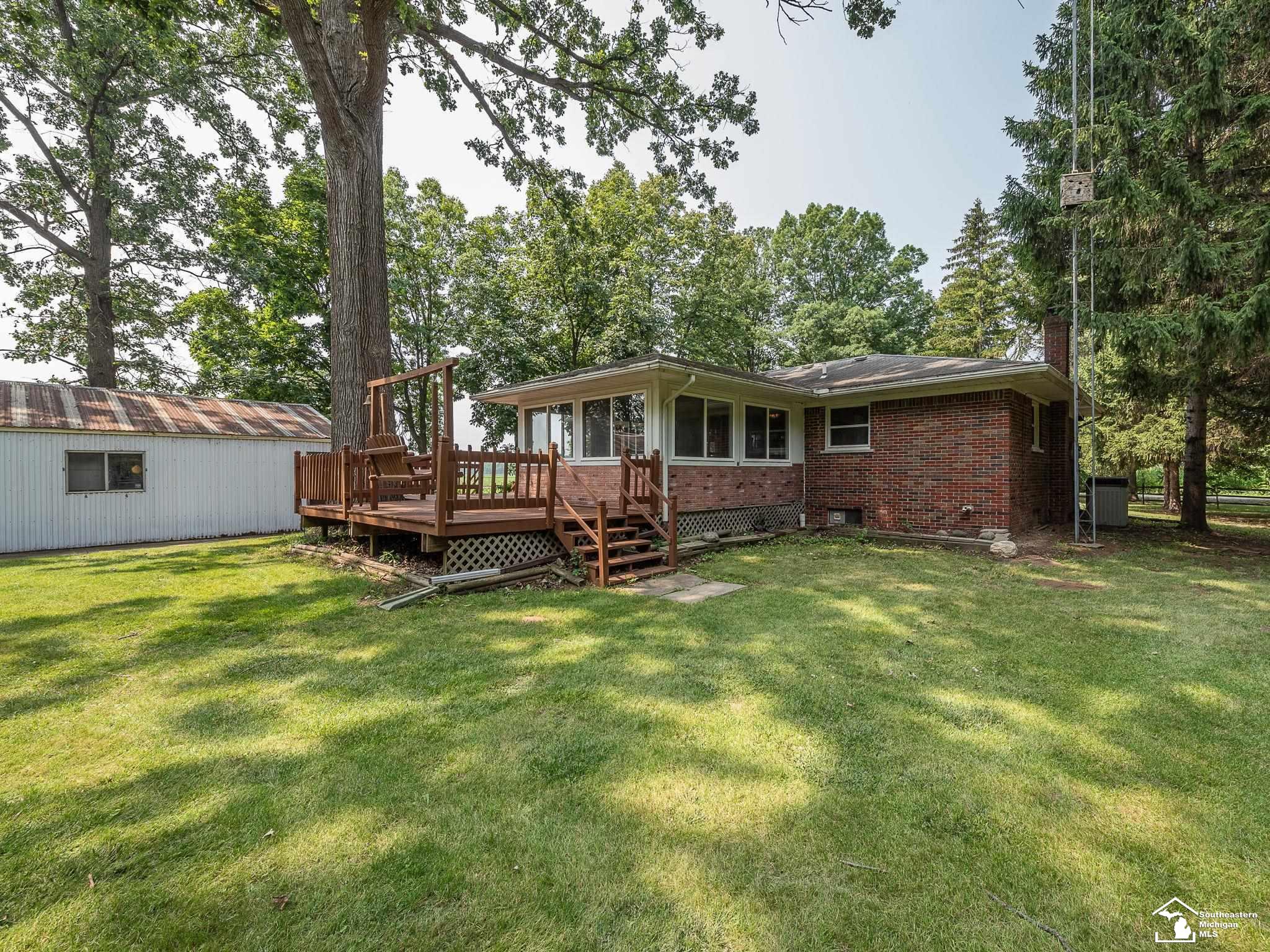 12110 Martinsville Road Carleton, MI 48117 - Photo 26 of 31 Gallery Image 26