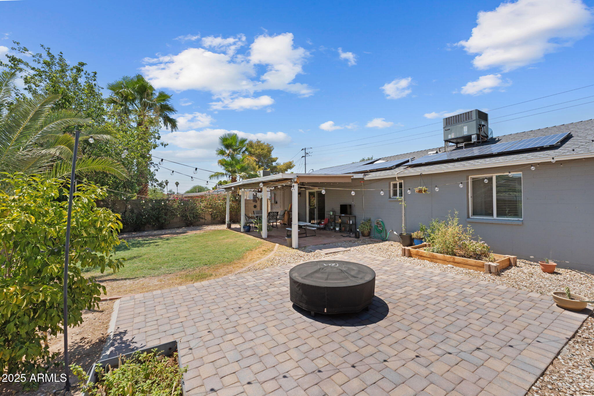 3615 East Hearn Road Phoenix, AZ 85032 - Photo 2 of 22 Lovely Spacious Yard