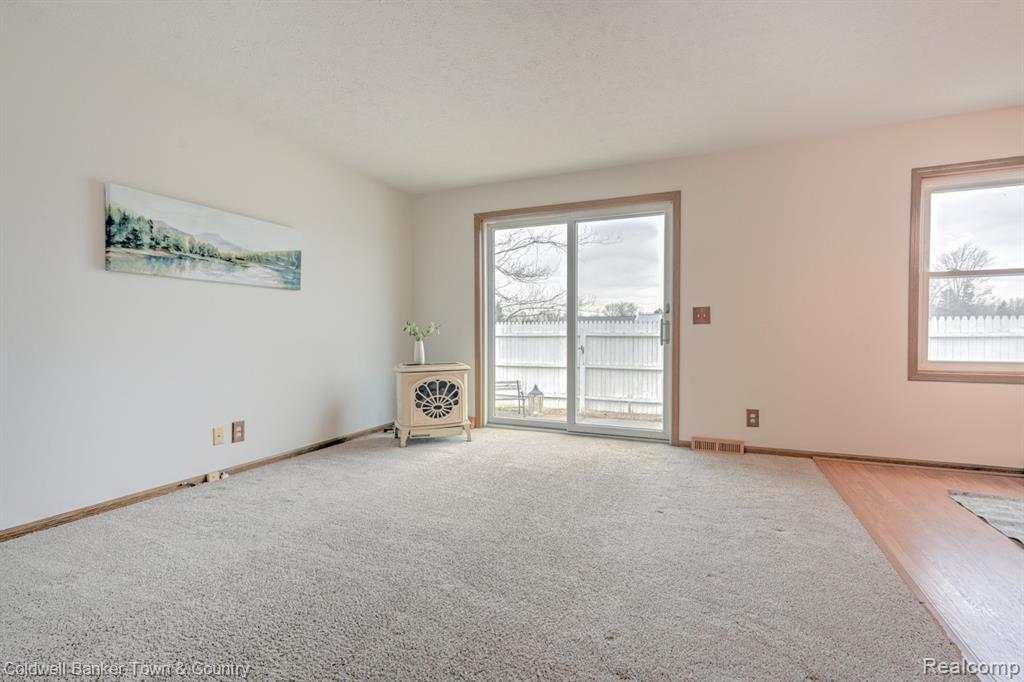 44694 Geddes Road Canton, MI 48188 - Photo 18 of 60 Gallery Image 18