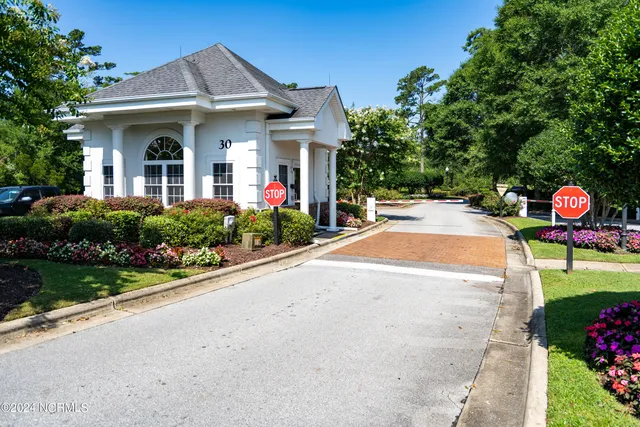 $250,000 | 1215 North Middleton Drive Northwest, Unit 2406, Calabash, NC 28467