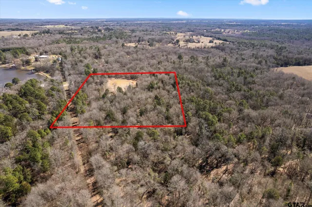 a view of a sky view