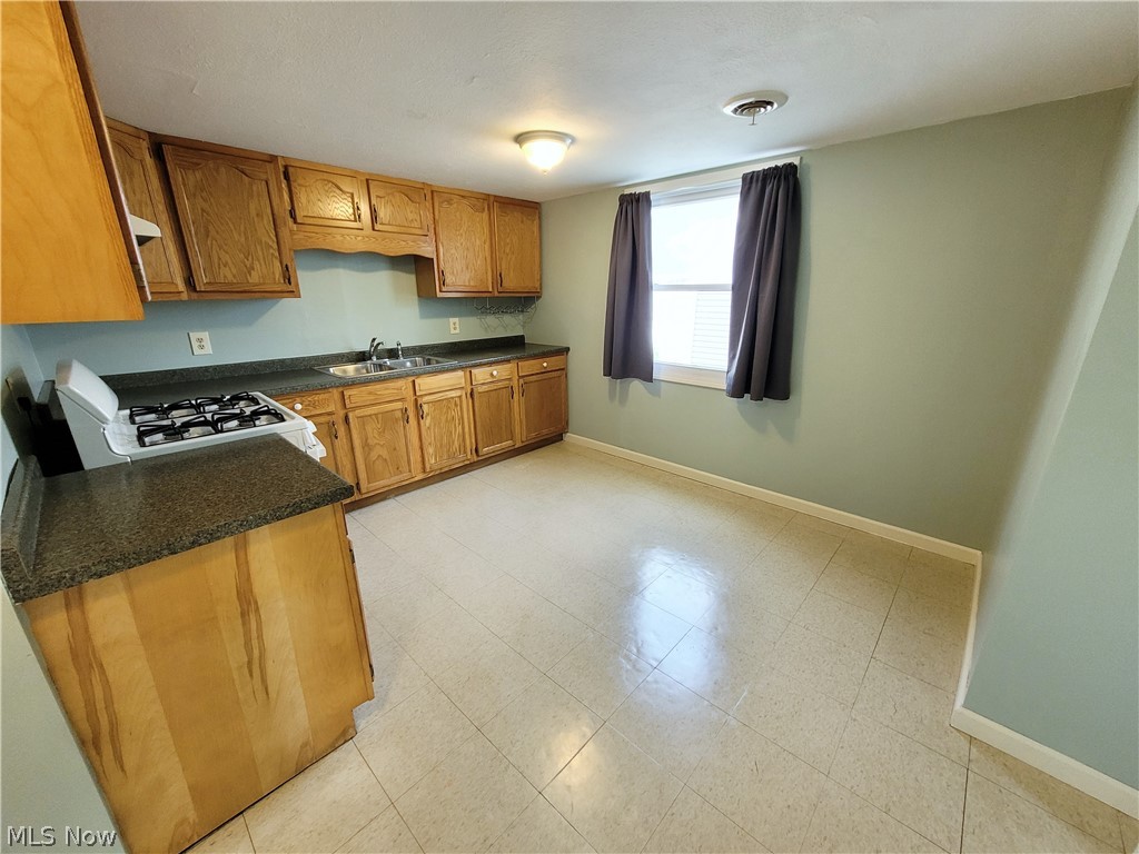 119 Medina Street Rittman, OH 44270 - Photo 5 of 12 Gallery Image 5