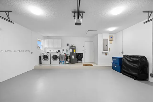 a view of a livingroom with furniture
