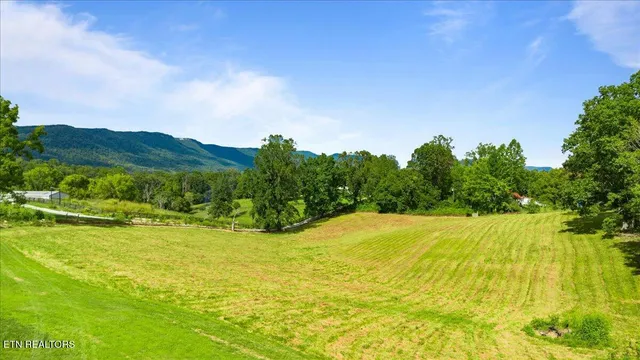 $516,000 | 111 McKinney Road, La Follette, TN 37766