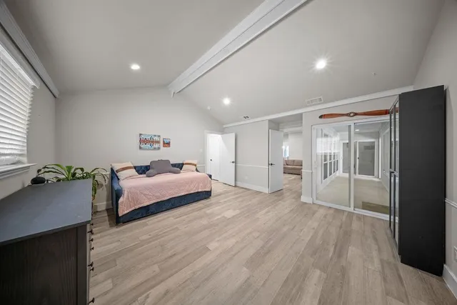 $520,000 | 900 East Spring Valley Road, Richardson, TX 75081