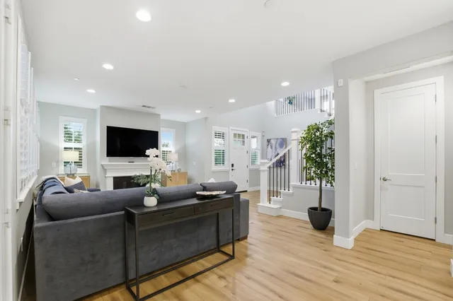 $1,750,000 | 101-101 Willow Oak Drive, Pleasant Hill, CA 94523