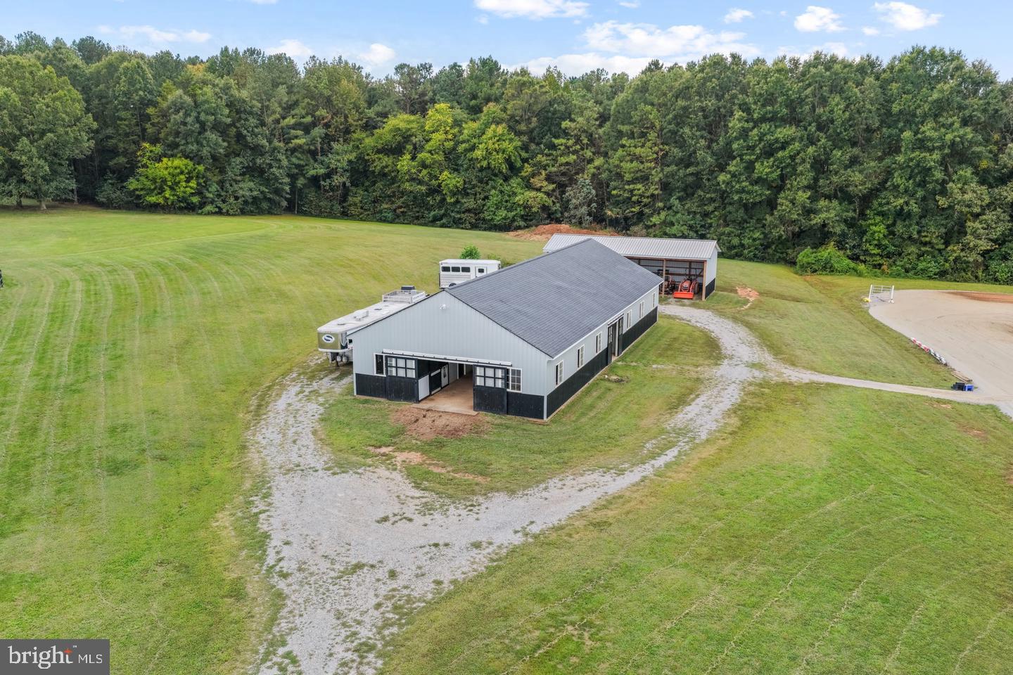 19113 Irby Spring Road Rockville, VA 23146 - Photo 3 of 75 6 stall barn!