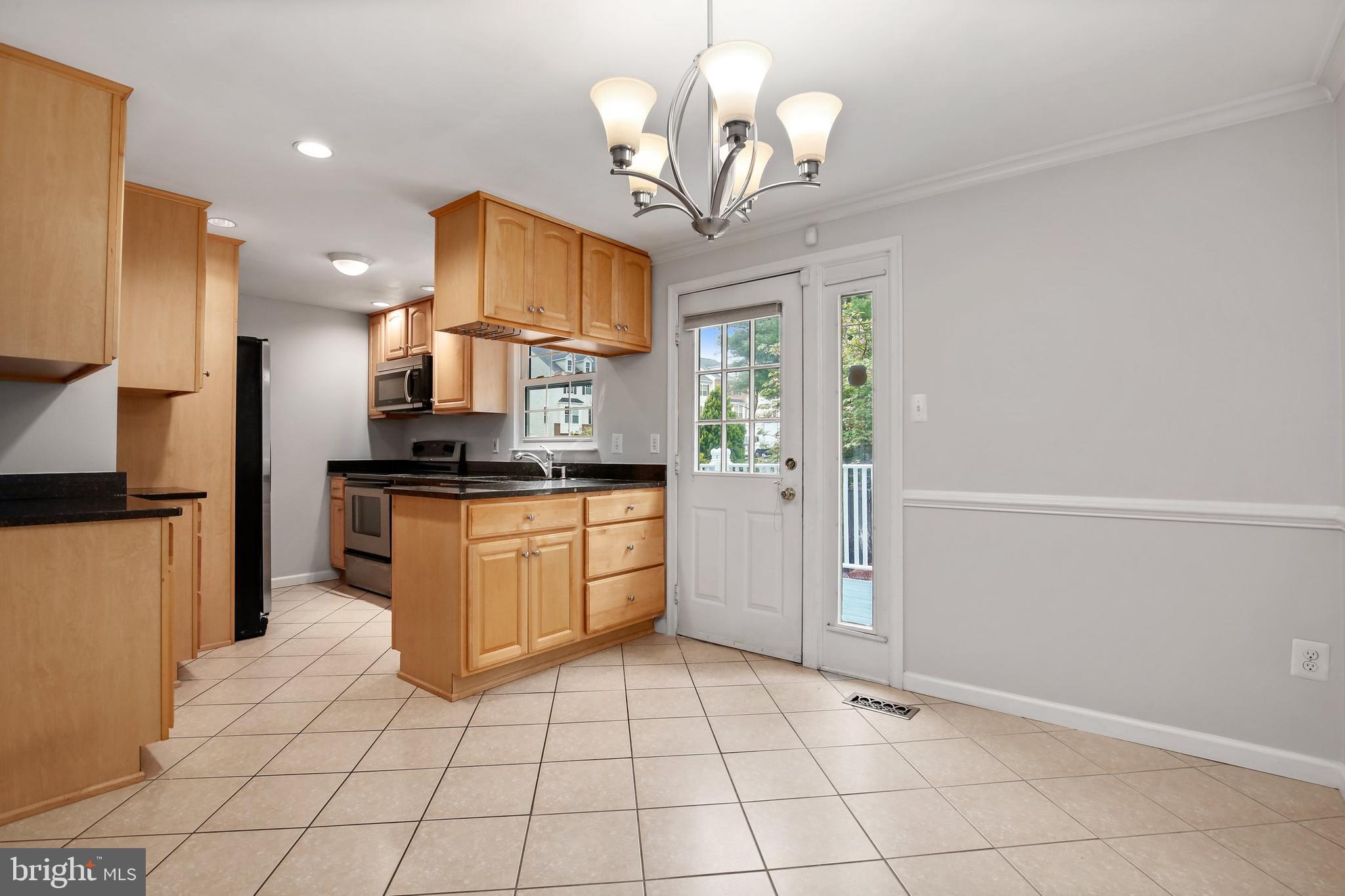 3529 Castle Way, Unit 1025 Silver Spring, MD 20904 - Photo 7 of 49 Gallery Image 7