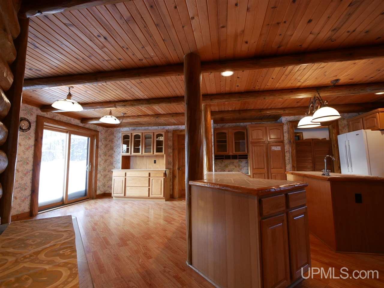 21145 Rivendell Trail Houghton, MI 49931 - Photo 10 of 36