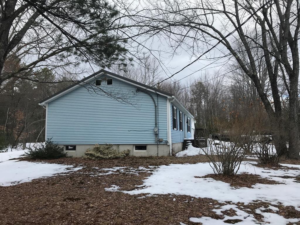 275 Country Club Road Sanford, ME 04073 - Photo 3 of 16 11
