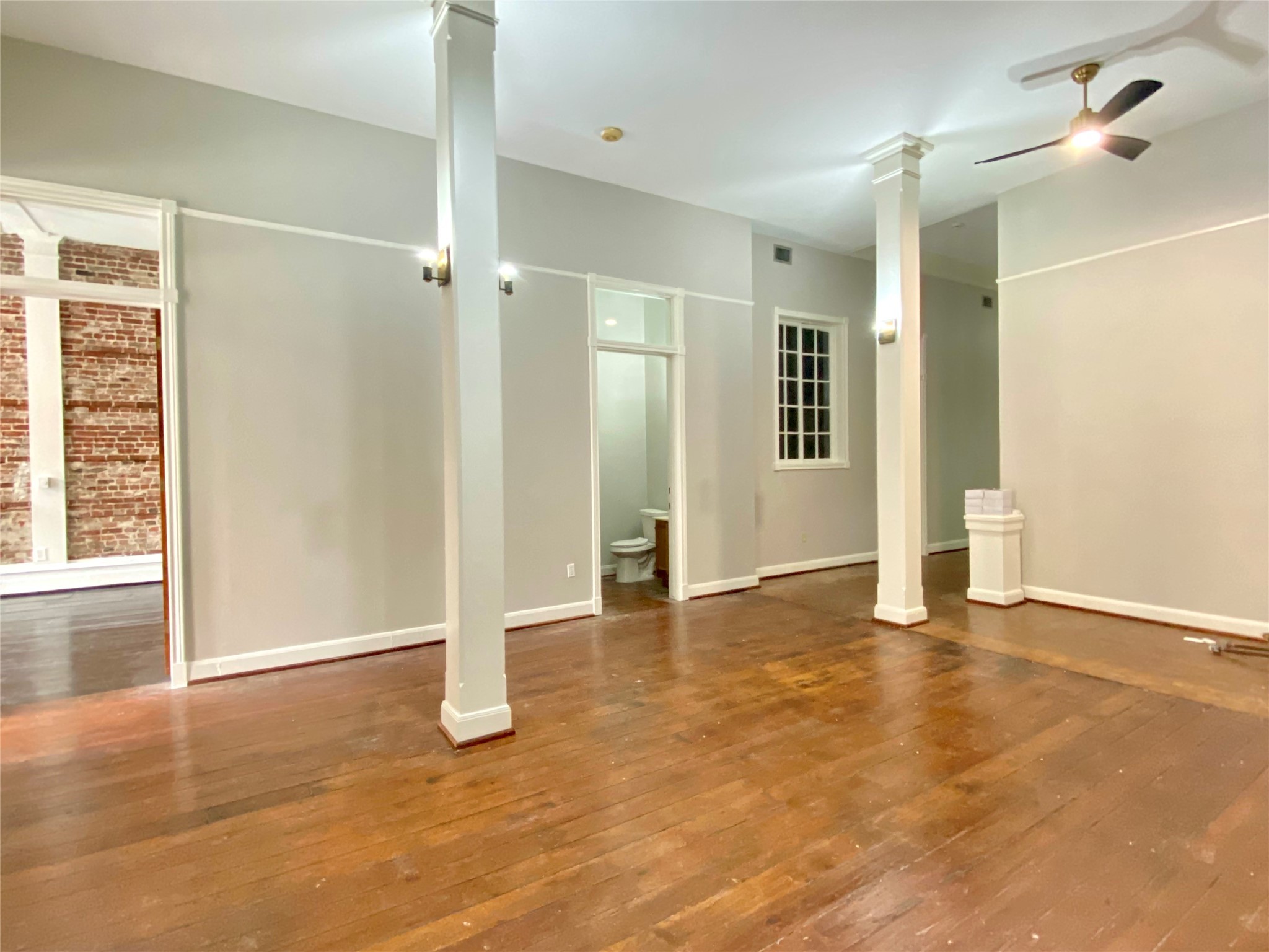 2319 The Strand, Unit 2A Galveston, TX 77550 - Photo 4 of 32 a view of an empty room