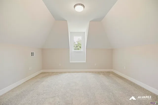 $389,990 | 26572 Vanissa Drive, Denham Springs, LA 70726