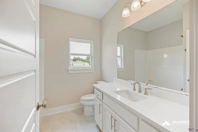 $389,990 | 26572 Vanissa Drive, Denham Springs, LA 70726