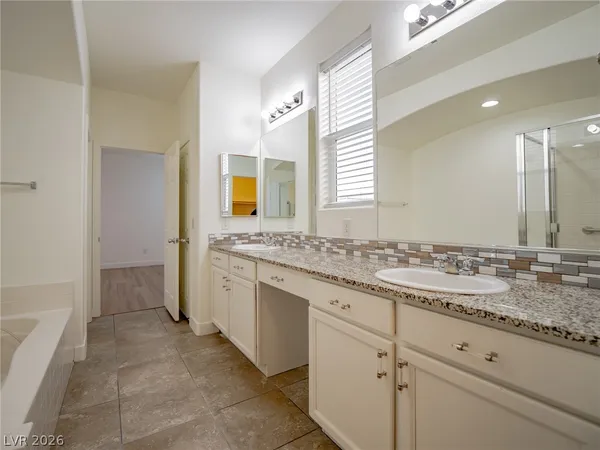 $2,200 | 4141 Klondike River Place, North Las Vegas, NV 89081