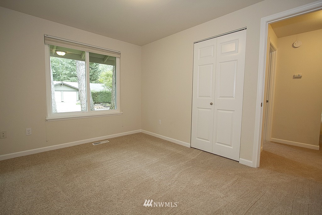 15121 111th Avenue Northeast Bothell, WA 98011 - Photo 11 of 16 Gallery Image 11