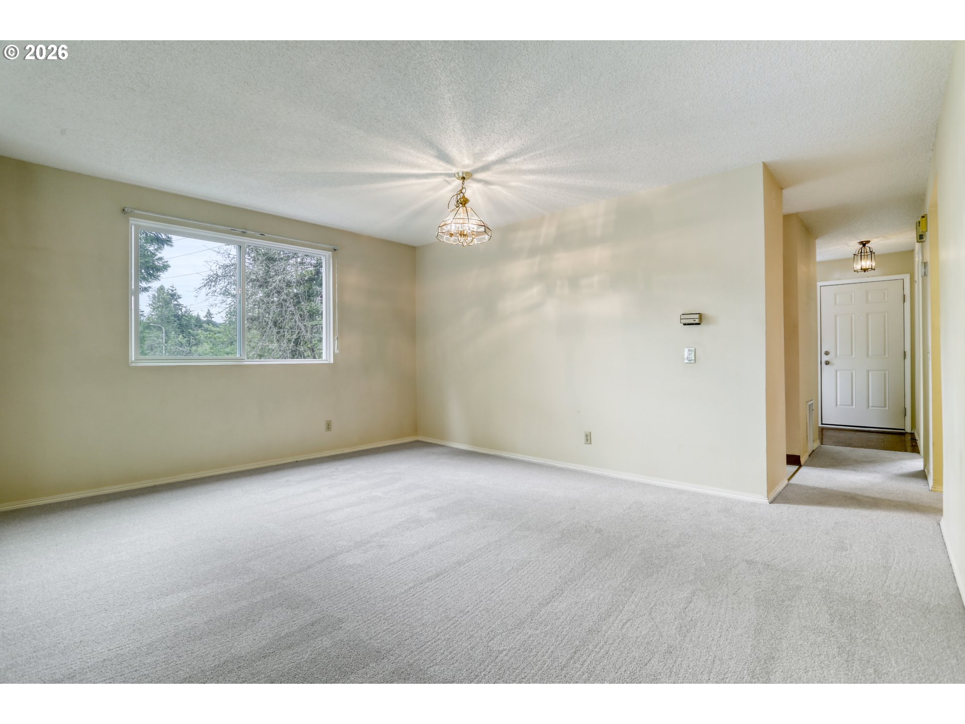 5113 Southwest Oleson Road Portland, OR 97225 - Photo 8 of 29