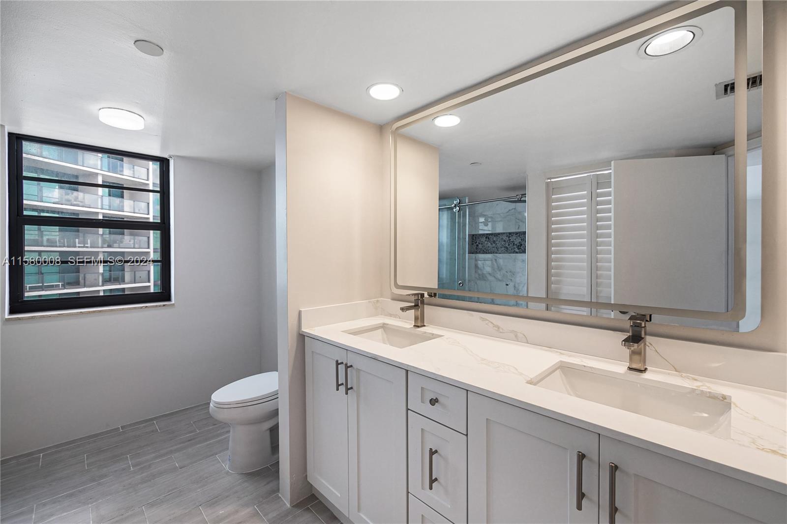 151 Southeast 15th Road, Unit 2201 Miami, FL 33129 - Photo 6 of 29