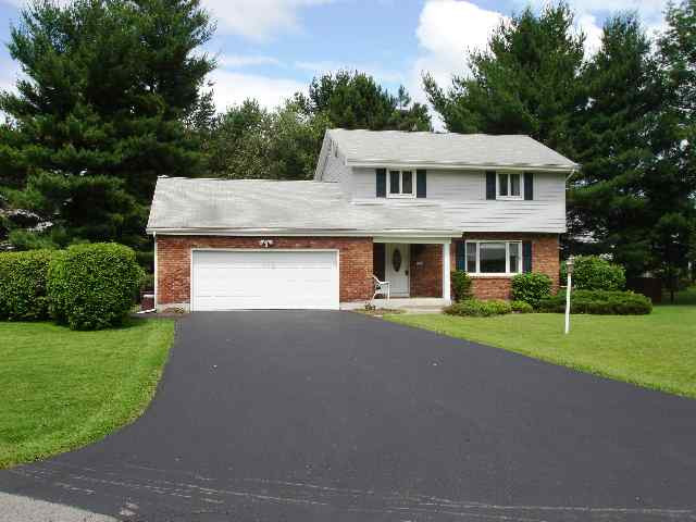6 Mohawk View Road Colonie, NY 12110 - Photo 2 of 12 Photo 2