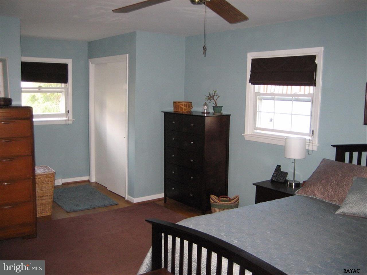 1210 Ruxton Road York, PA 17403 - Photo 12 of 25 Gallery Image 12