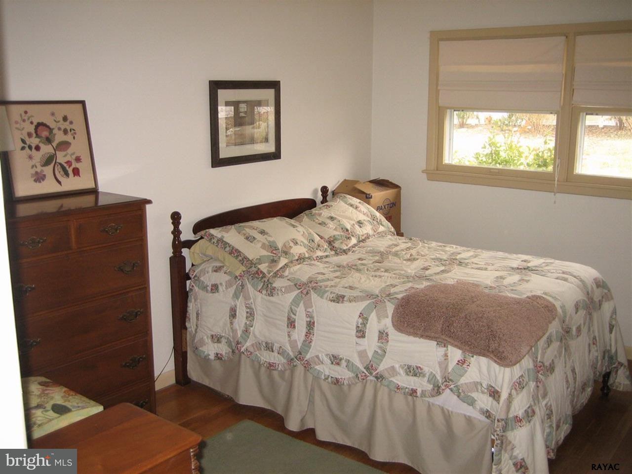 1210 Ruxton Road York, PA 17403 - Photo 16 of 25 Gallery Image 16