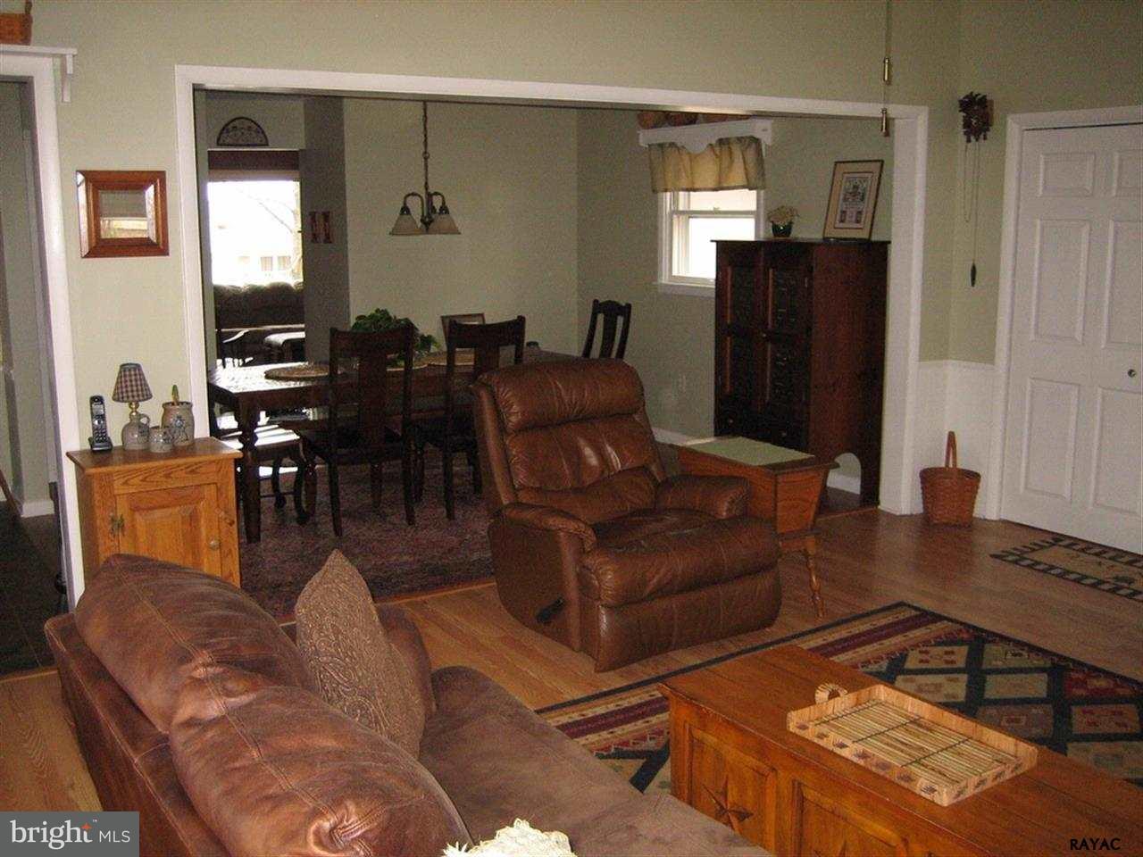 1210 Ruxton Road York, PA 17403 - Photo 8 of 25 Gallery Image 8