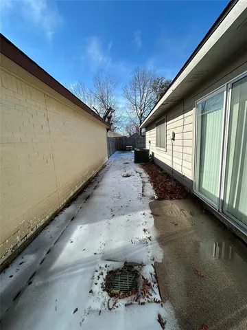 $1,695 | 6709 Silver Sage Drive, Fort Worth, TX 76137