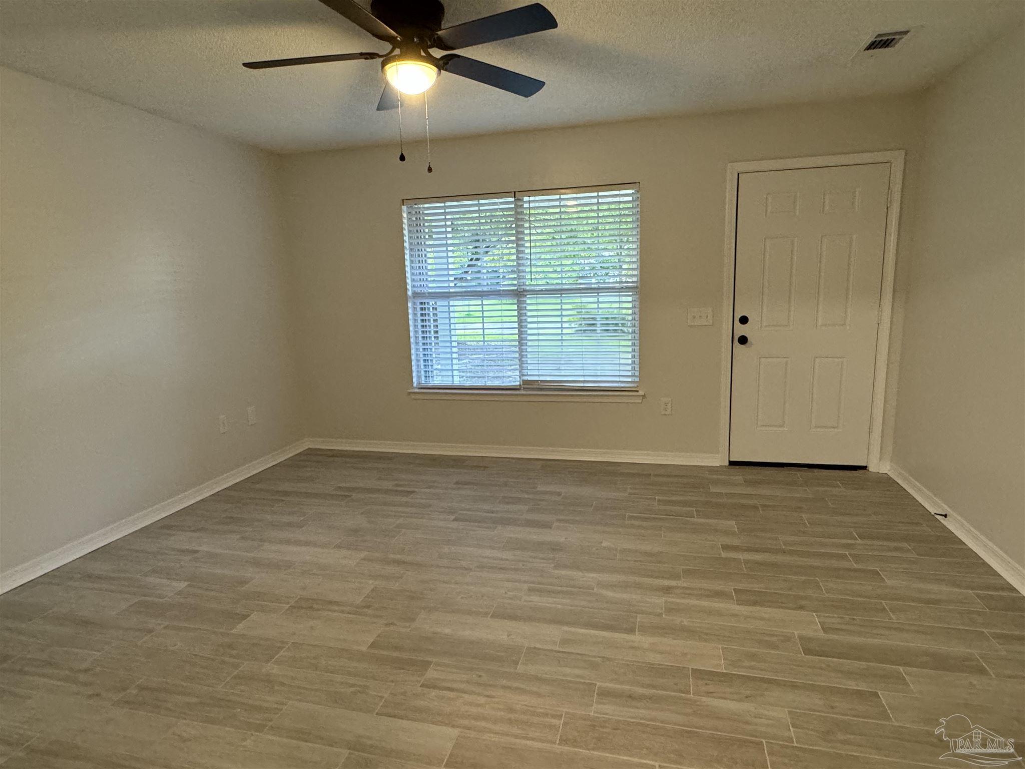 6709 Jane Street Milton, FL 32570 - Photo 5 of 16