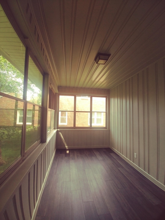 68 Dayton Street Springfield, MA 01118 - Photo 24 of 30