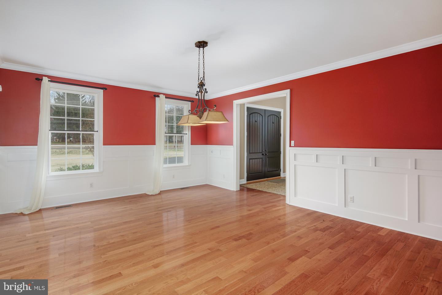 211 Kresson Gibbsboro Road Voorhees, NJ 08043 - Photo 14 of 35 Versatile room - additional family room,office?