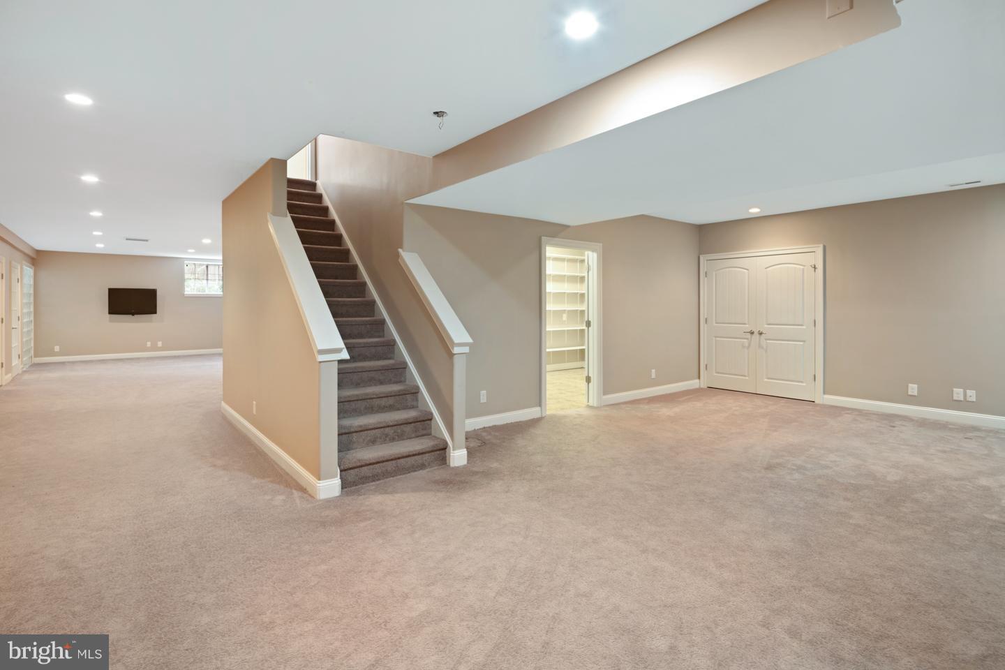 211 Kresson Gibbsboro Road Voorhees, NJ 08043 - Photo 28 of 35 Daylight basement staircase #1