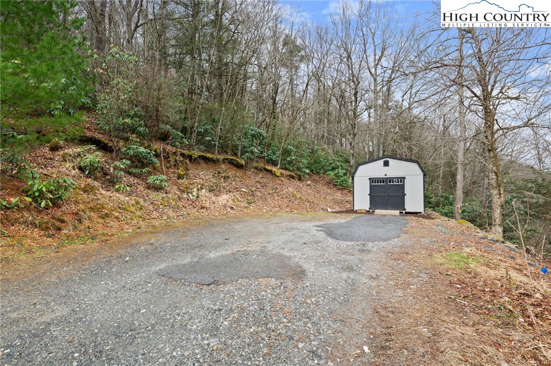 1520 Bamboo Road Boone, NC 28607 - Photo 8 of 41