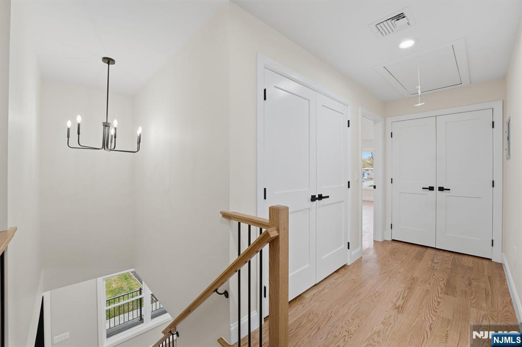 20 Barnsdale Road Wayne, NJ 07470 - Photo 18 of 40