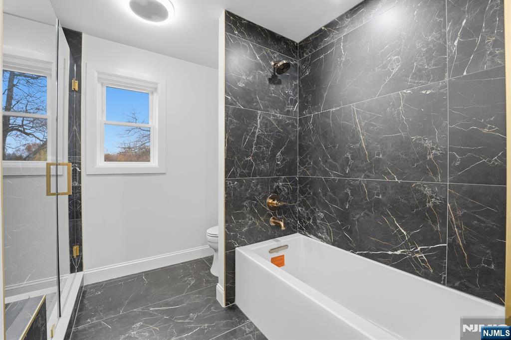 20 Barnsdale Road Wayne, NJ 07470 - Photo 23 of 40