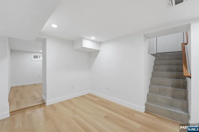 $969,000 | 20 Barnsdale Road, Wayne, NJ 07470