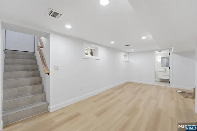 $969,000 | 20 Barnsdale Road, Wayne, NJ 07470