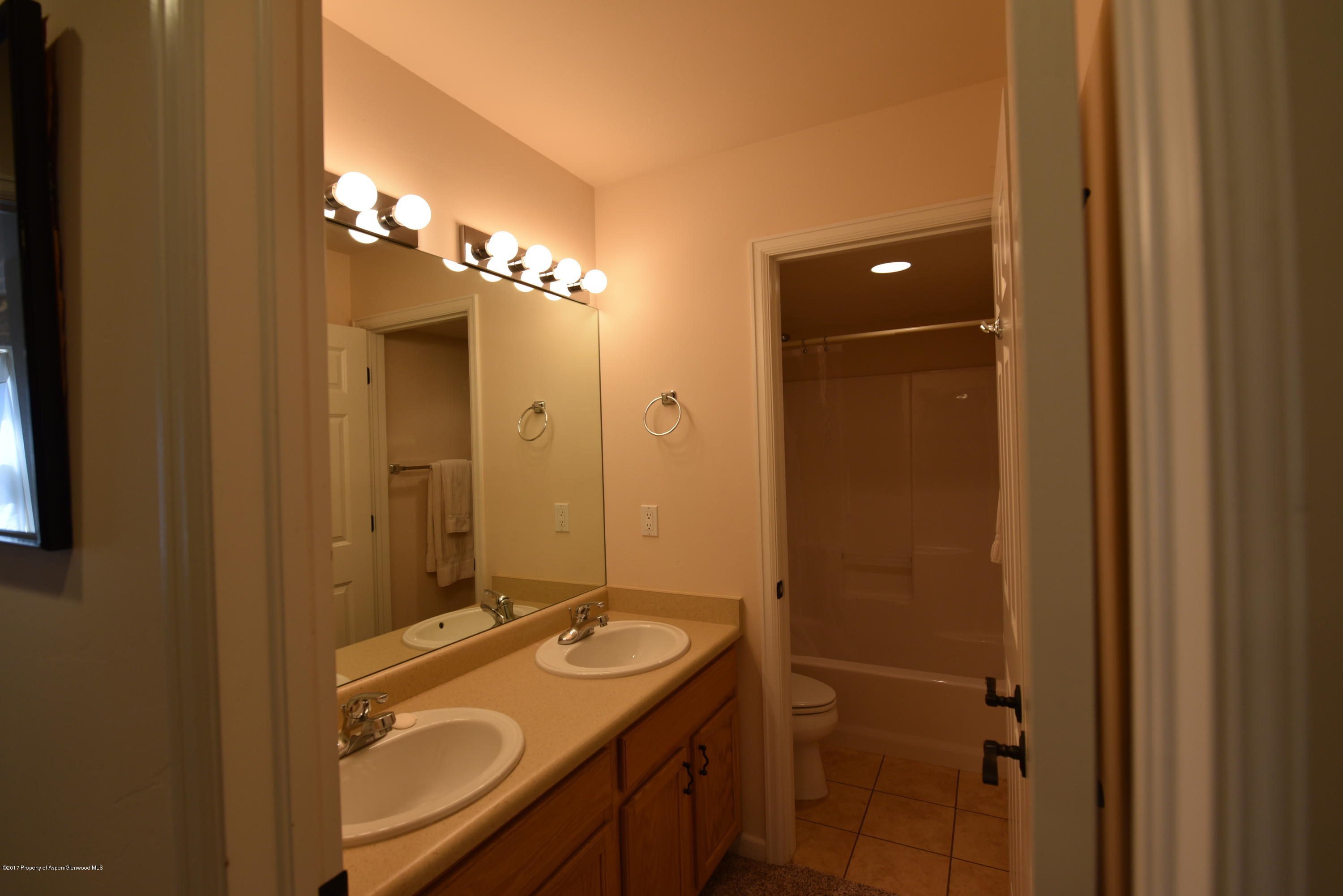 80 Castle Ridge Drive New Castle, CO 81647 - Photo 8 of 14 DSC_1073