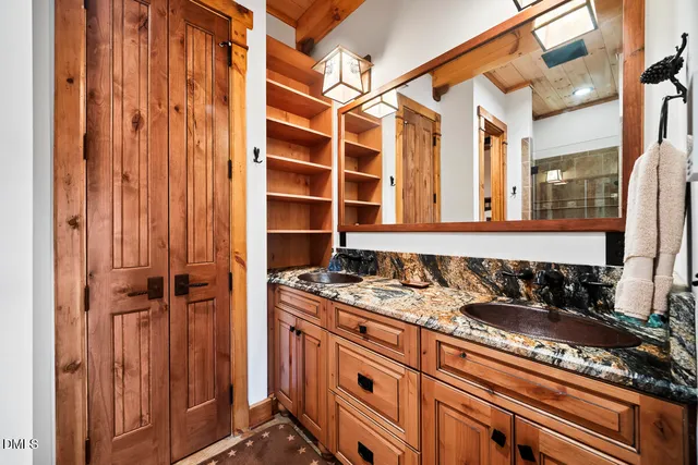 a view of a large garden