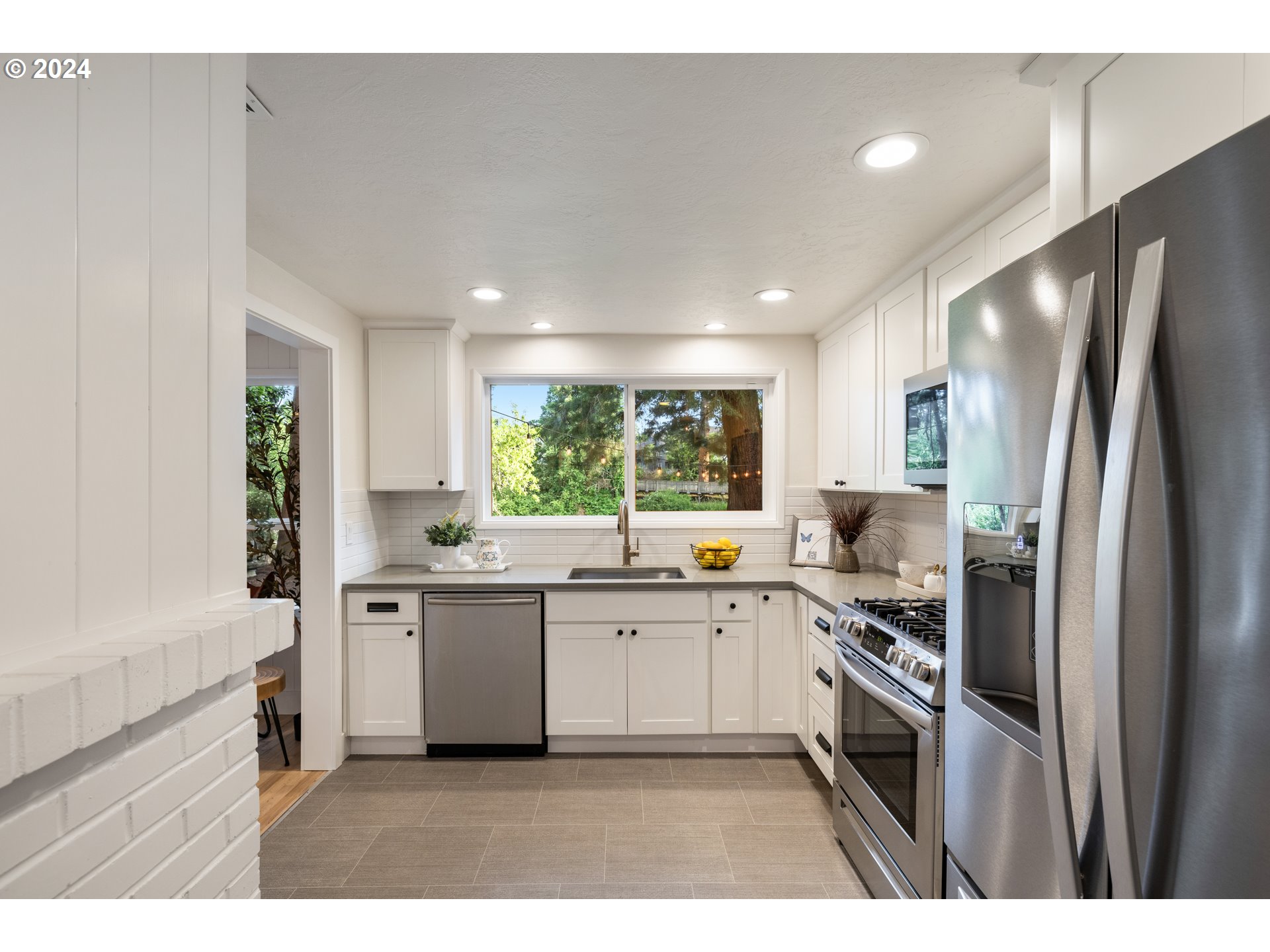 6210 Childs Road Lake Oswego, OR 97035 - Photo 8 of 48 Gallery Image 8