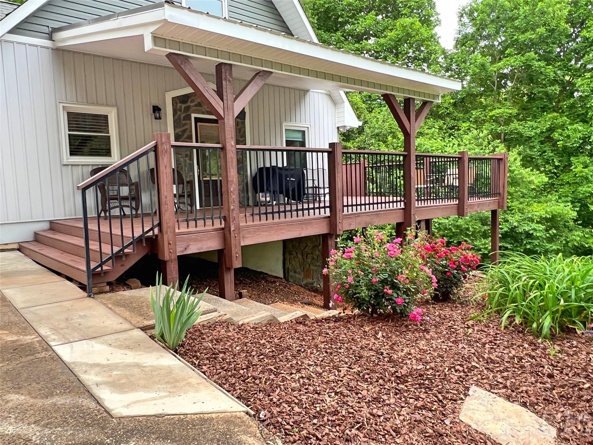 1696 Wesley Road Morganton, NC 28655 - Photo 3 of 48 Gallery Image 3