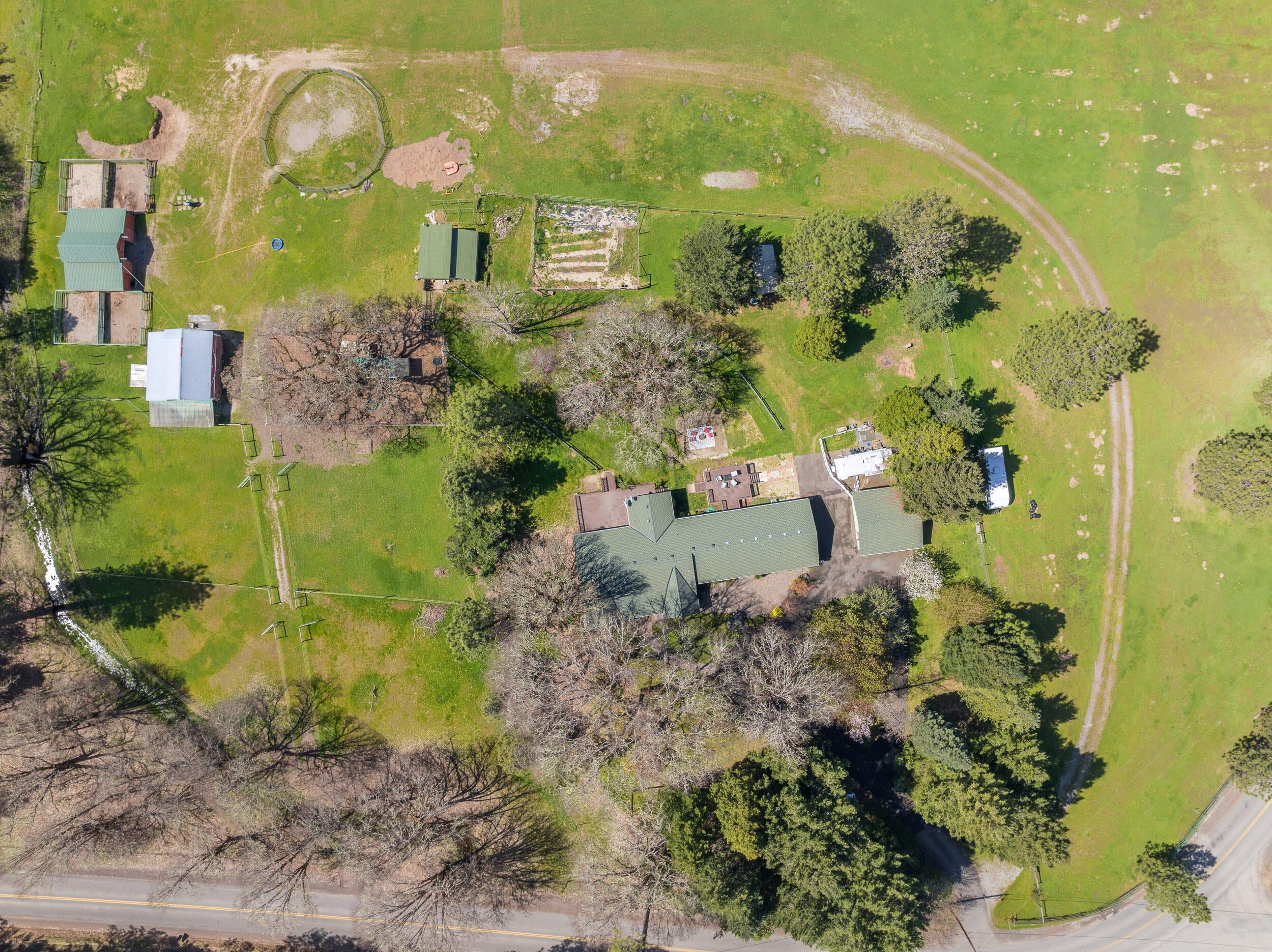 1255 Pleasant Creek Road Rogue River, OR 97537 - Photo 55 of 57 1255PleasantCreekRd-061