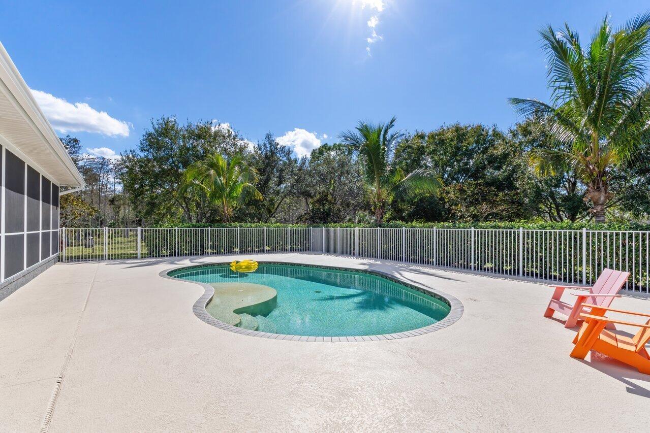 1802 Southwest Trailside Path Stuart, FL 34997 - Photo 32 of 57 Pool deck