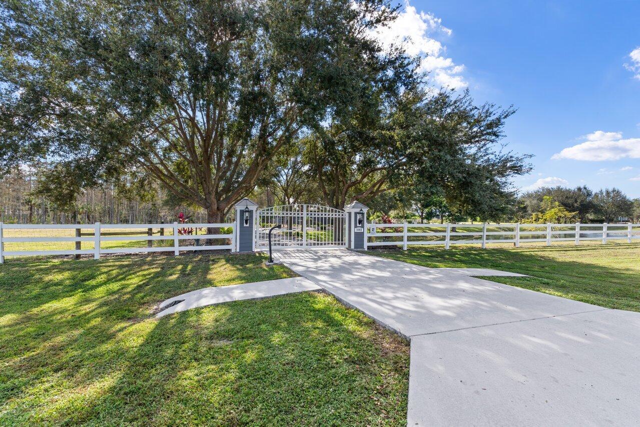 1802 Southwest Trailside Path Stuart, FL 34997 - Photo 45 of 57 Gated entrance