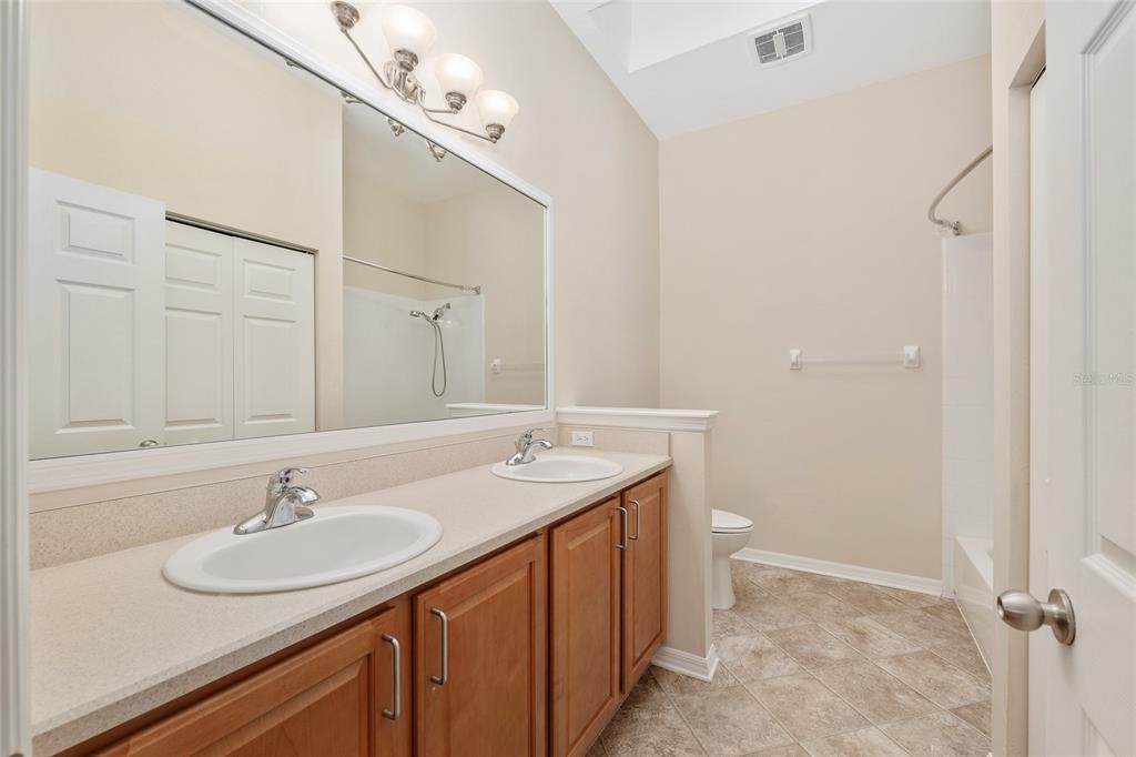 8632 Southwest 76th Place Gainesville, FL 32608 - Photo 30 of 51