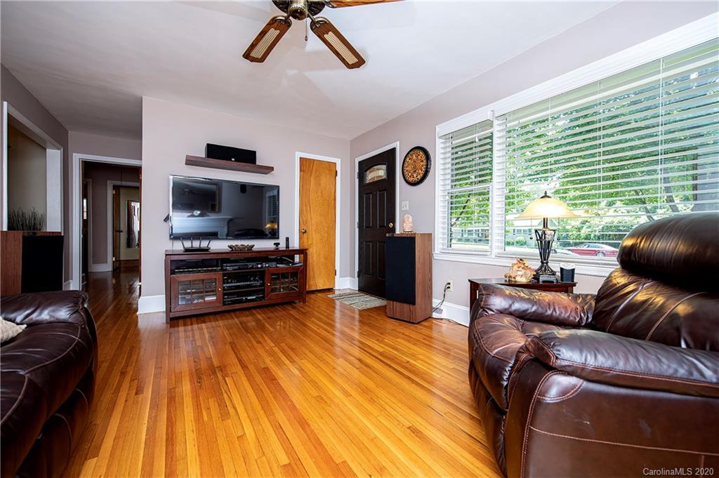 1101 Barkley Road Charlotte, NC 28209 - Photo 4 of 25 Gallery Image 4