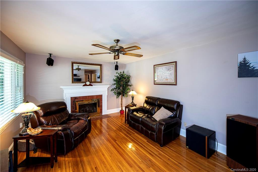1101 Barkley Road Charlotte, NC 28209 - Photo 5 of 25 Gallery Image 5