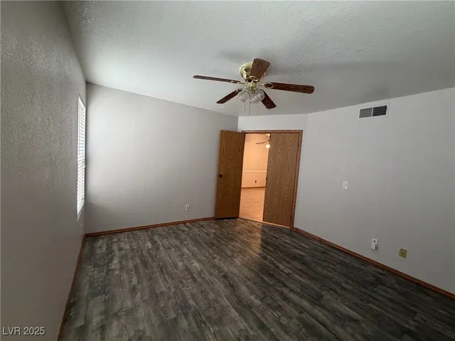 $2,100 | 516 Inness Avenue, Henderson, NV 89011