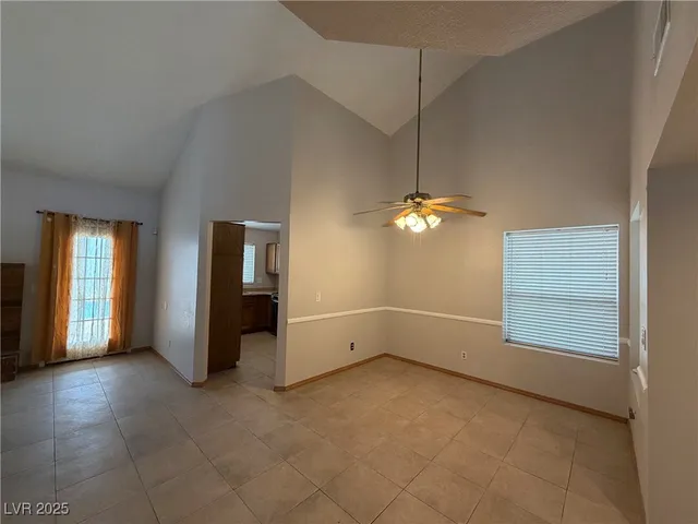$2,100 | 516 Inness Avenue, Henderson, NV 89011