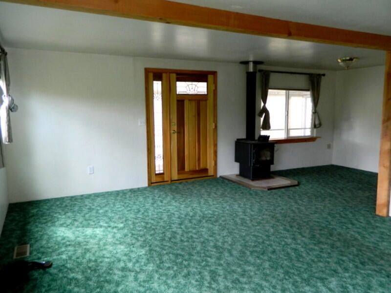 2427 Southwest Webster Road Grants Pass, OR 97526 - Photo 9 of 30 Living/Dining Rm